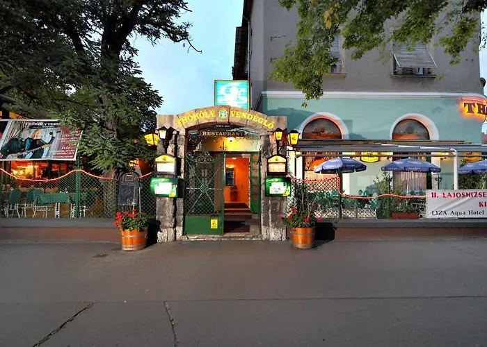 Terrace At Park